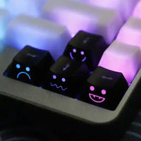 Teclas para teclado mecánico con caritas LED emotivas, diseño gamer original iluminado.