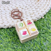 Llaveros SHX llavero de teclas decorativas con diseño kawaii de oso y símbolos en tonos khaki
