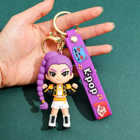 Llaveros SHX llavero K-pop con muñeca de figura animada de cabello morado y accesorio morado