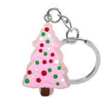 Llavero árbol de Navidad rosa con bolas rojas, verdes y blancas, diseño original y divertido